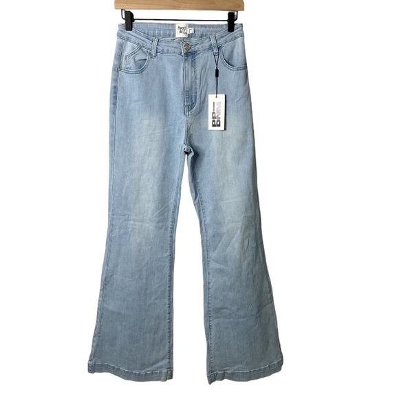 Princess Polly Better With You Flare Jeans Light Wash Denim Size 4 - Picture 3 of 7
